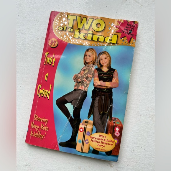 Mary Kate and Ashley books - Picture 3 of 4